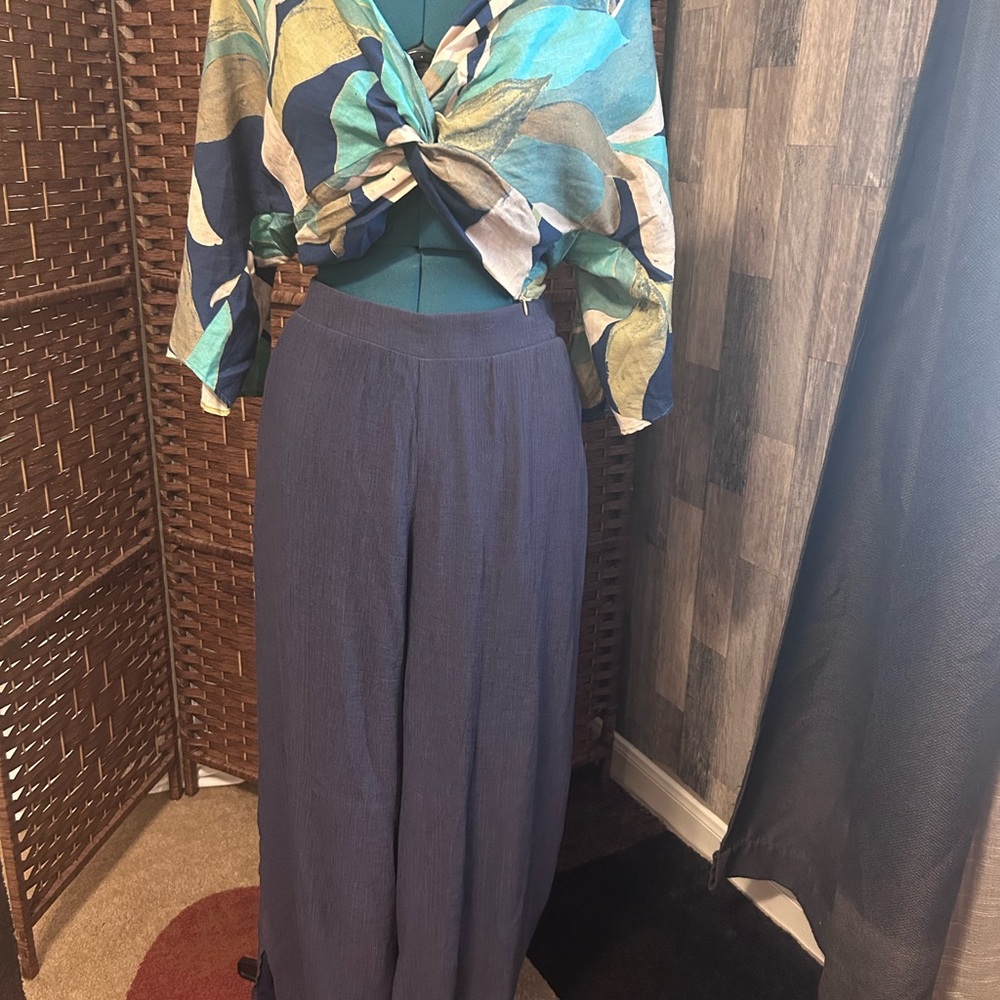 Karma for a cure Bellagio pants and a Zara top